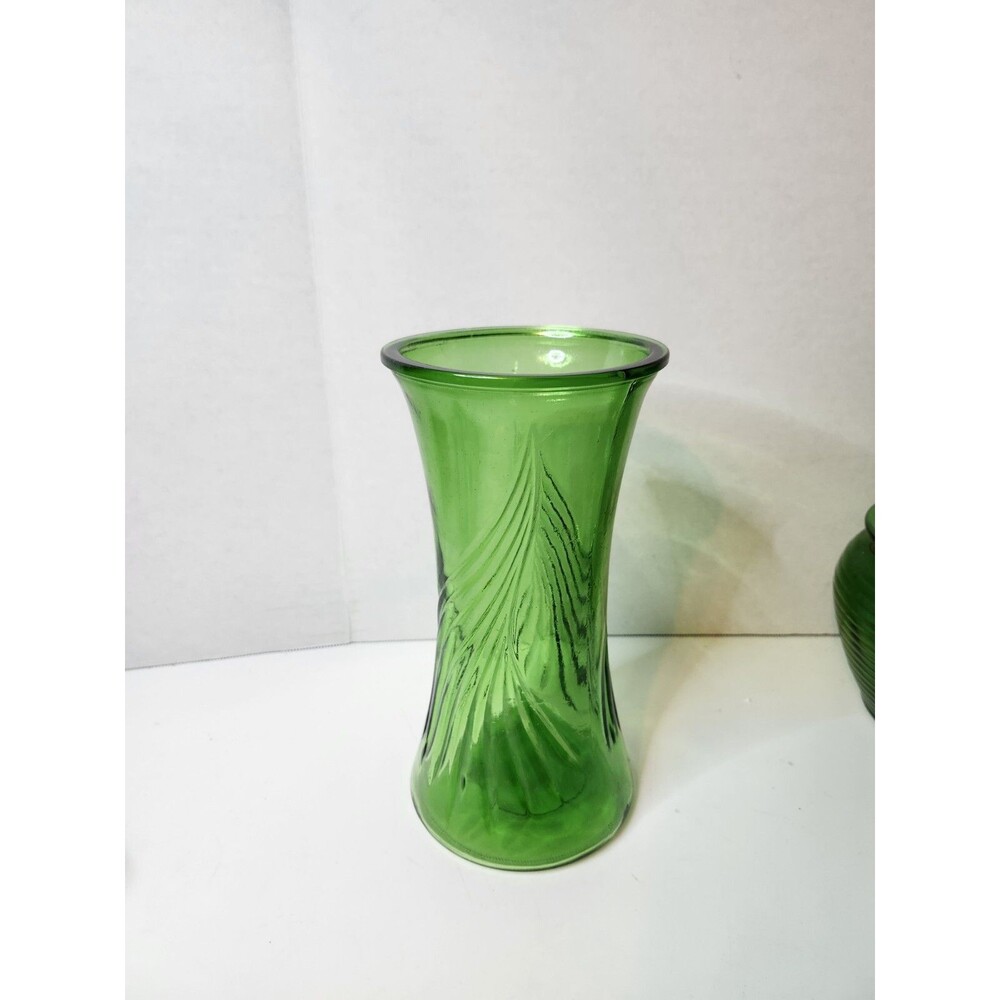 Vintage Green Brody Vase